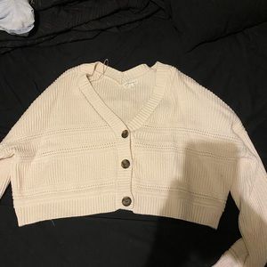 Cropped Aeropostale’s sweater